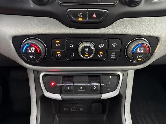 Used 2022 Black GMC SLT image 14