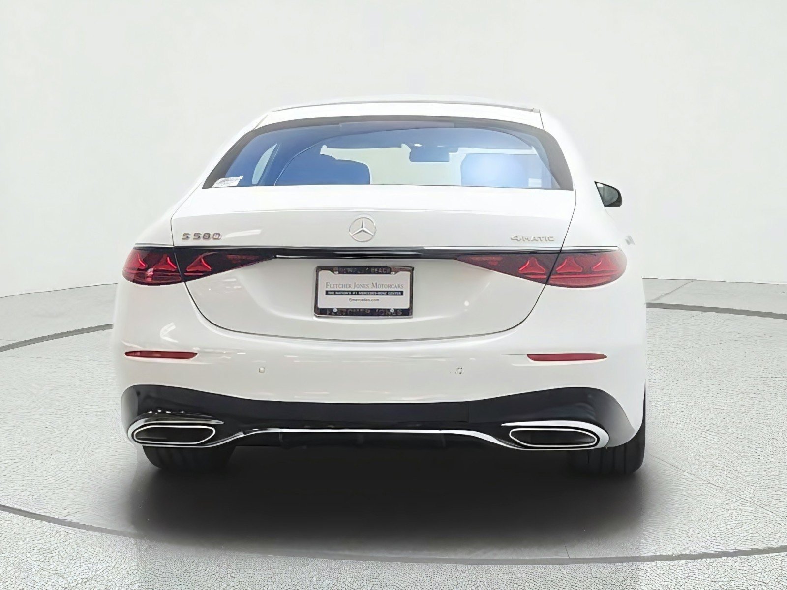 New 2027 MANUFAKTUR Moonlight White Metallic Mercedes-Benz S 580 4MATIC® Sedan image 27