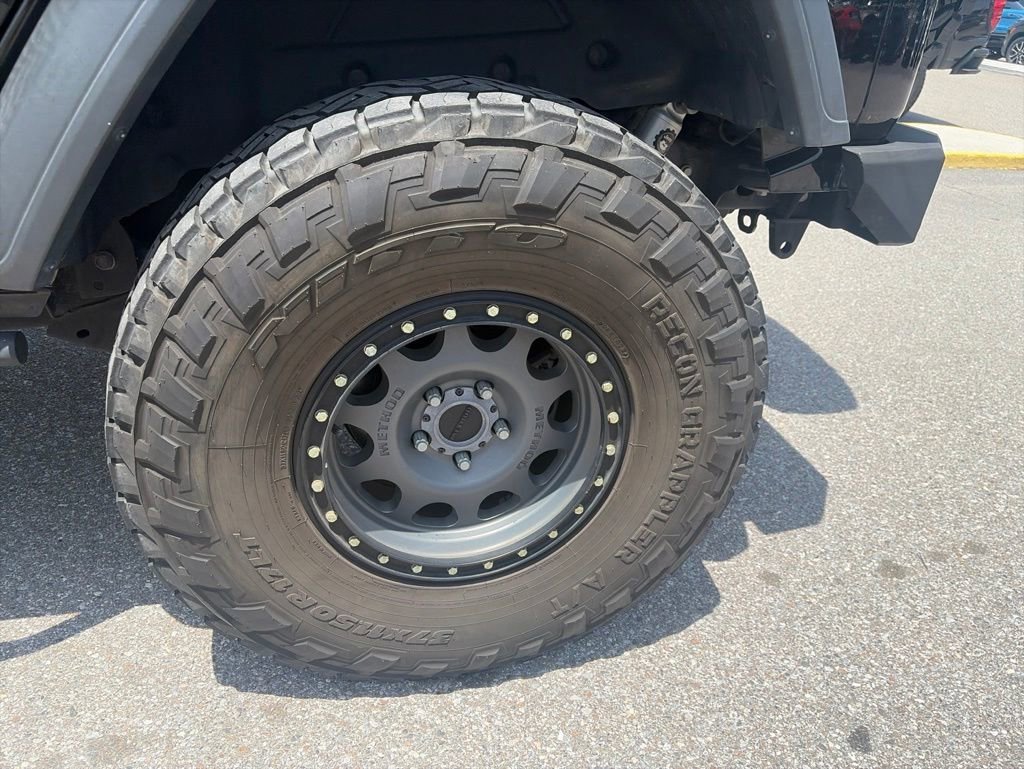 Used 2018 Black Jeep Sport S 4x4 image 10