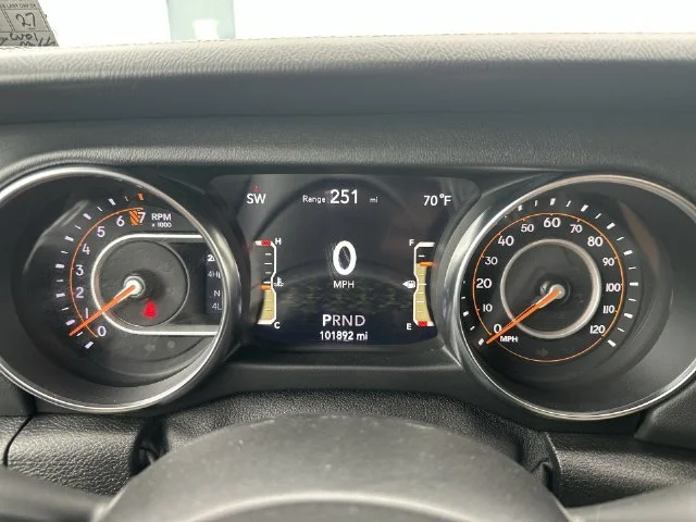 Used 2021 Black Jeep Unlimited Sahara image 19