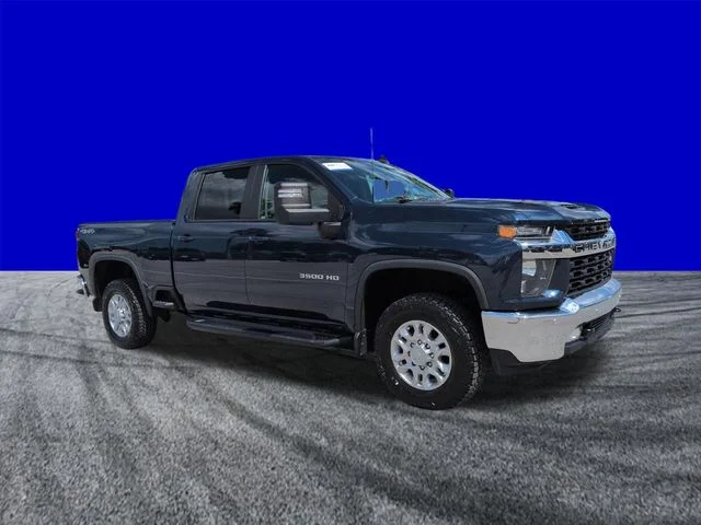 Certified Used 2020 Northsky Blue Metallic Chevrolet LT image 2
