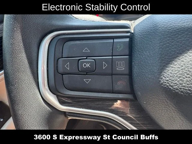Used 2022 Silver Jeep Series III image 24