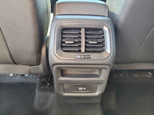 Used 2024  Volkswagen 1.5T SE image 17