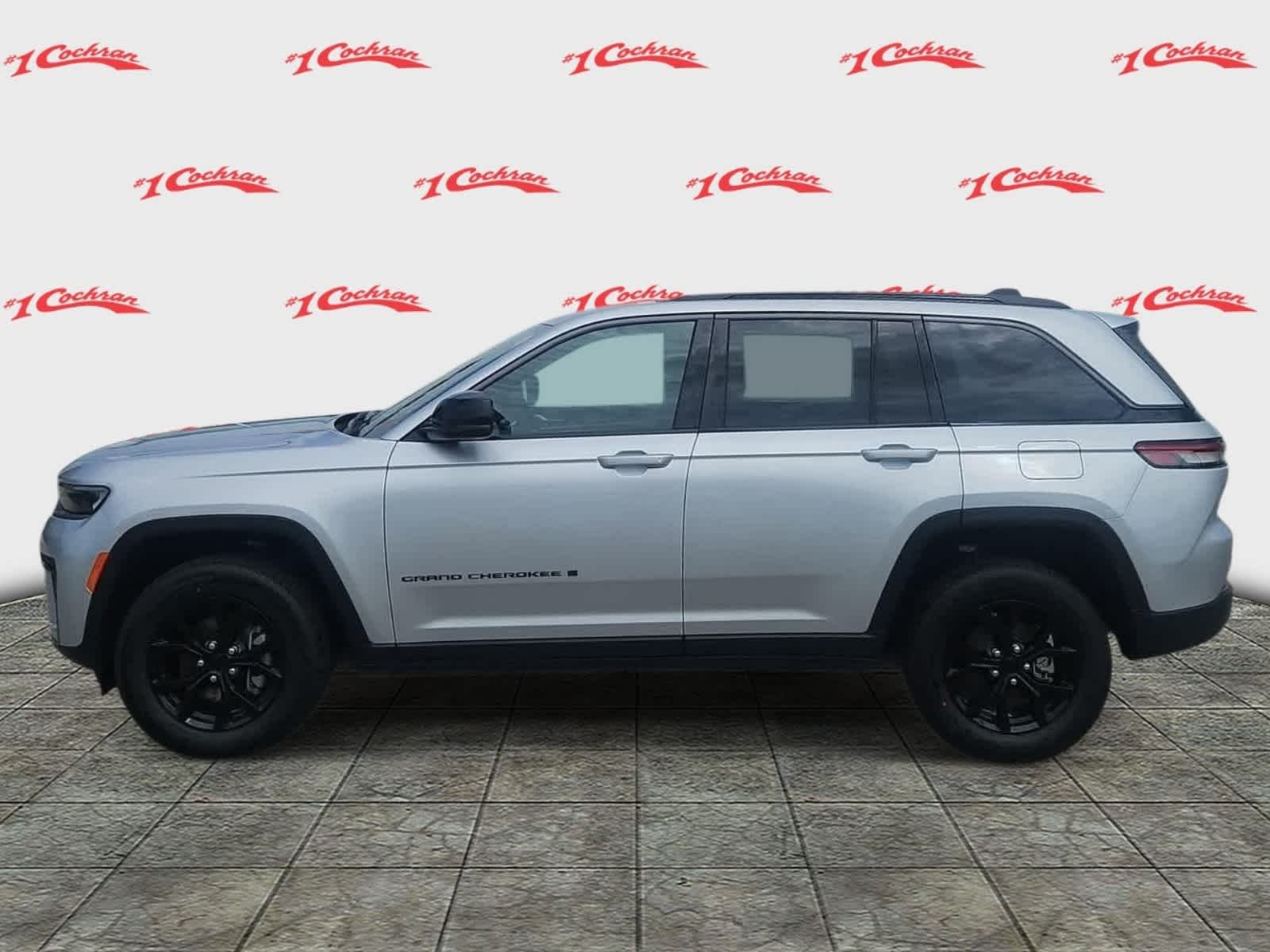 New 2026 Silver Zynith Jeep Laredo Altitude image 4