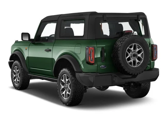 Used 2023 Eruption Green Metallic Ford Badlands image 2