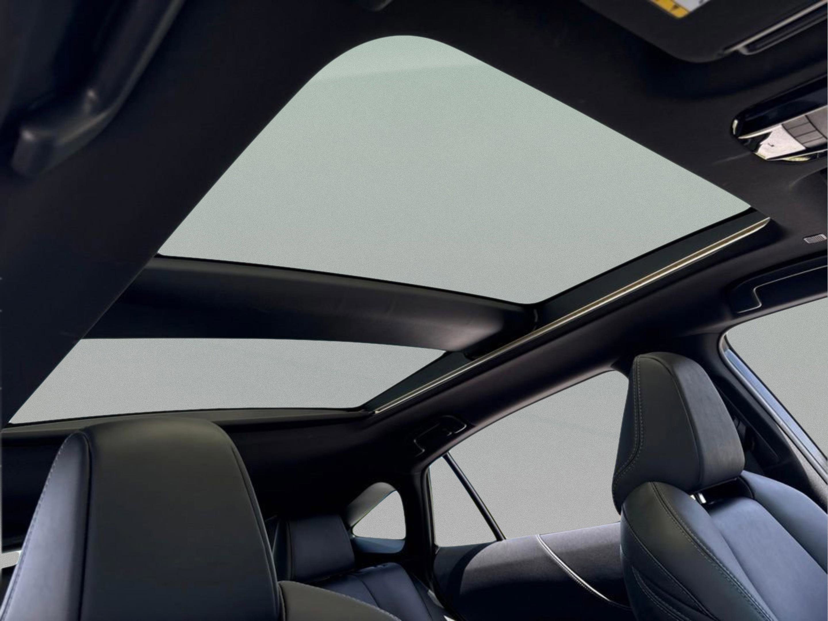 2024 Toyota Venza Nightshade - Photo 18