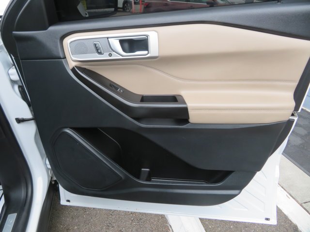 Used 2020 Oxford White Ford Limited image 12