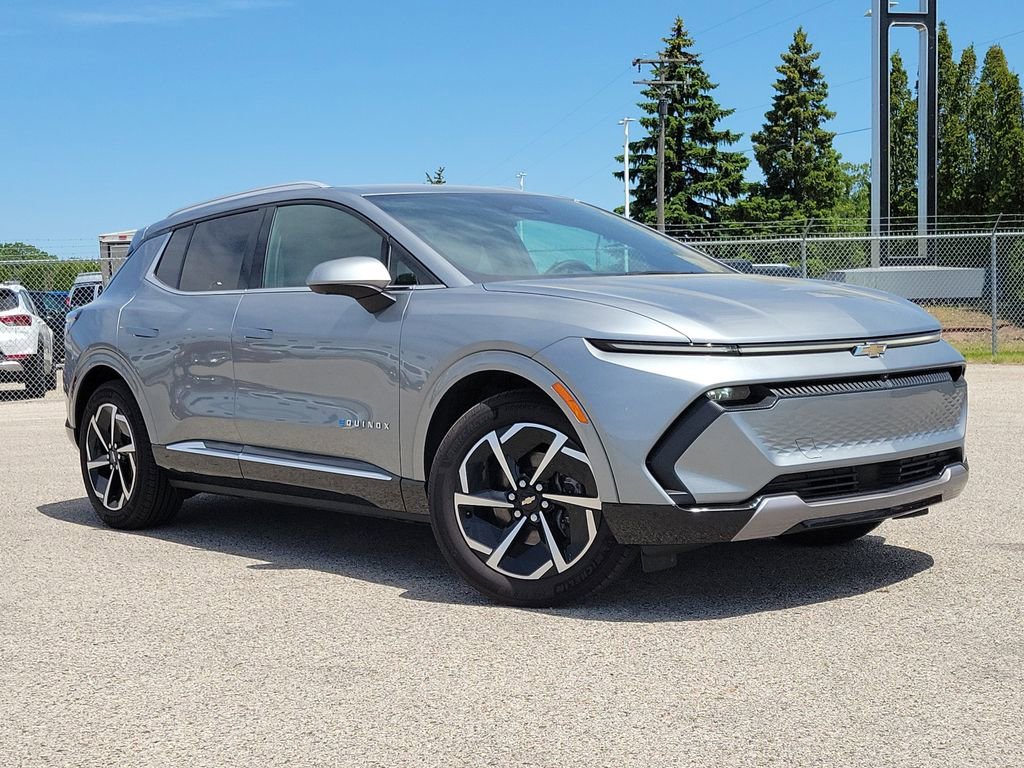 2024 Chevrolet Equinox EV 2LT FWD's photo