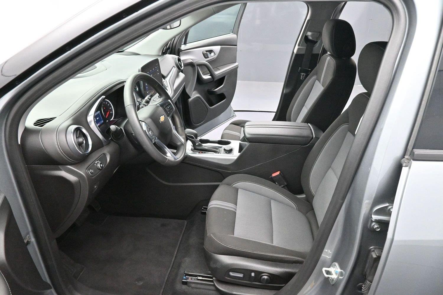 Used 2025 Sterling Gray Metallic Chevrolet 2LT image 12