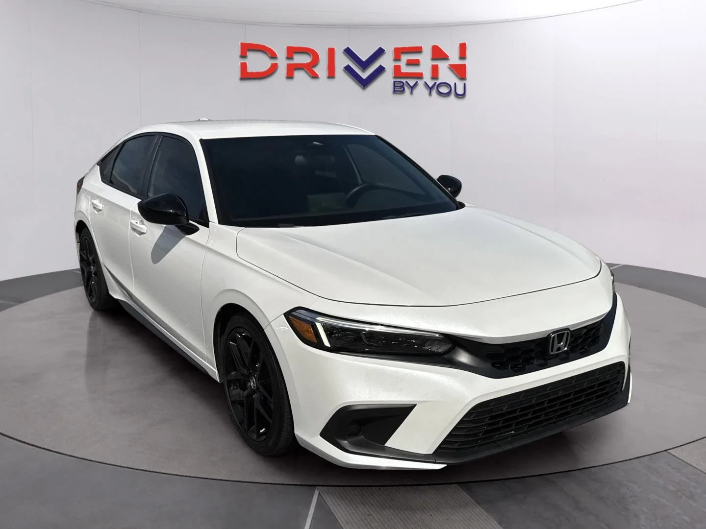 Used 2024 Platinum White Pearl Honda Sport image 8