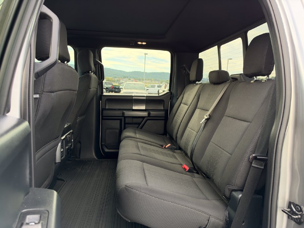 Used 2020 Silver Ford XLT image 19