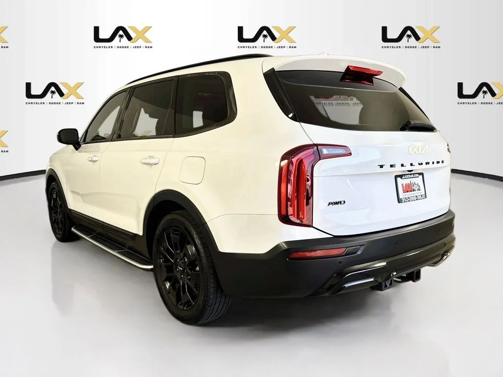 Used 2022 White Kia SX image 5