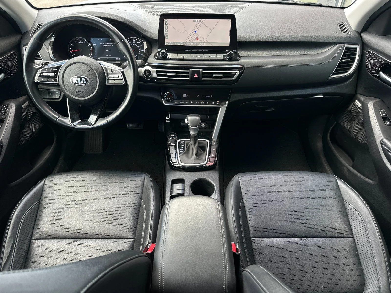 Used 2021 Snow White Pearl Kia SX image 12