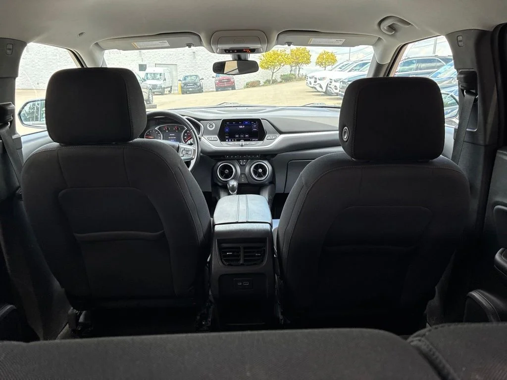 Used 2020 Blue Chevrolet LT image 28