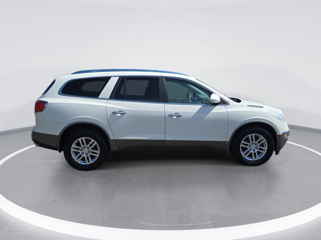 Used 2008 WHITE OPAL Buick CX image 2