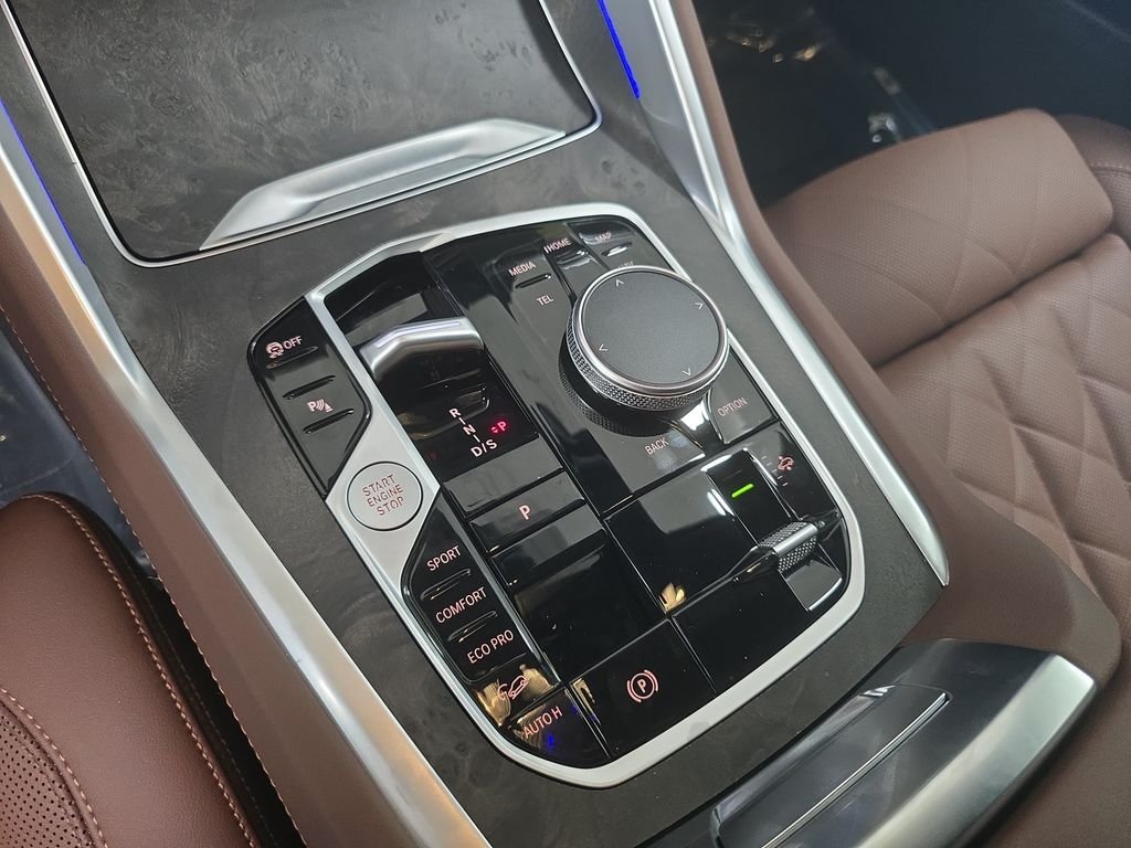 New 2026 Aventurin Red Metallic BMW xDrive40i image 13