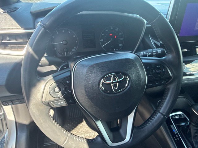 Used 2025 Classic Silver Metallic Toyota SE image 21