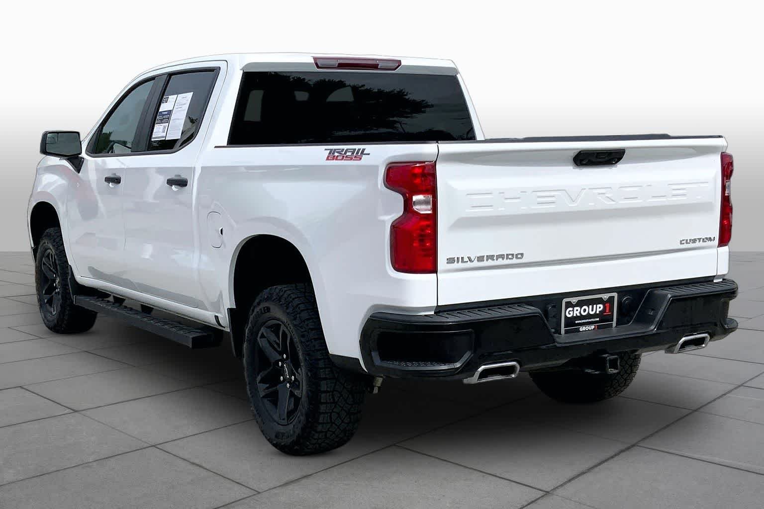 Certified Used 2025 Summit White Chevrolet Custom Trail Boss image 12