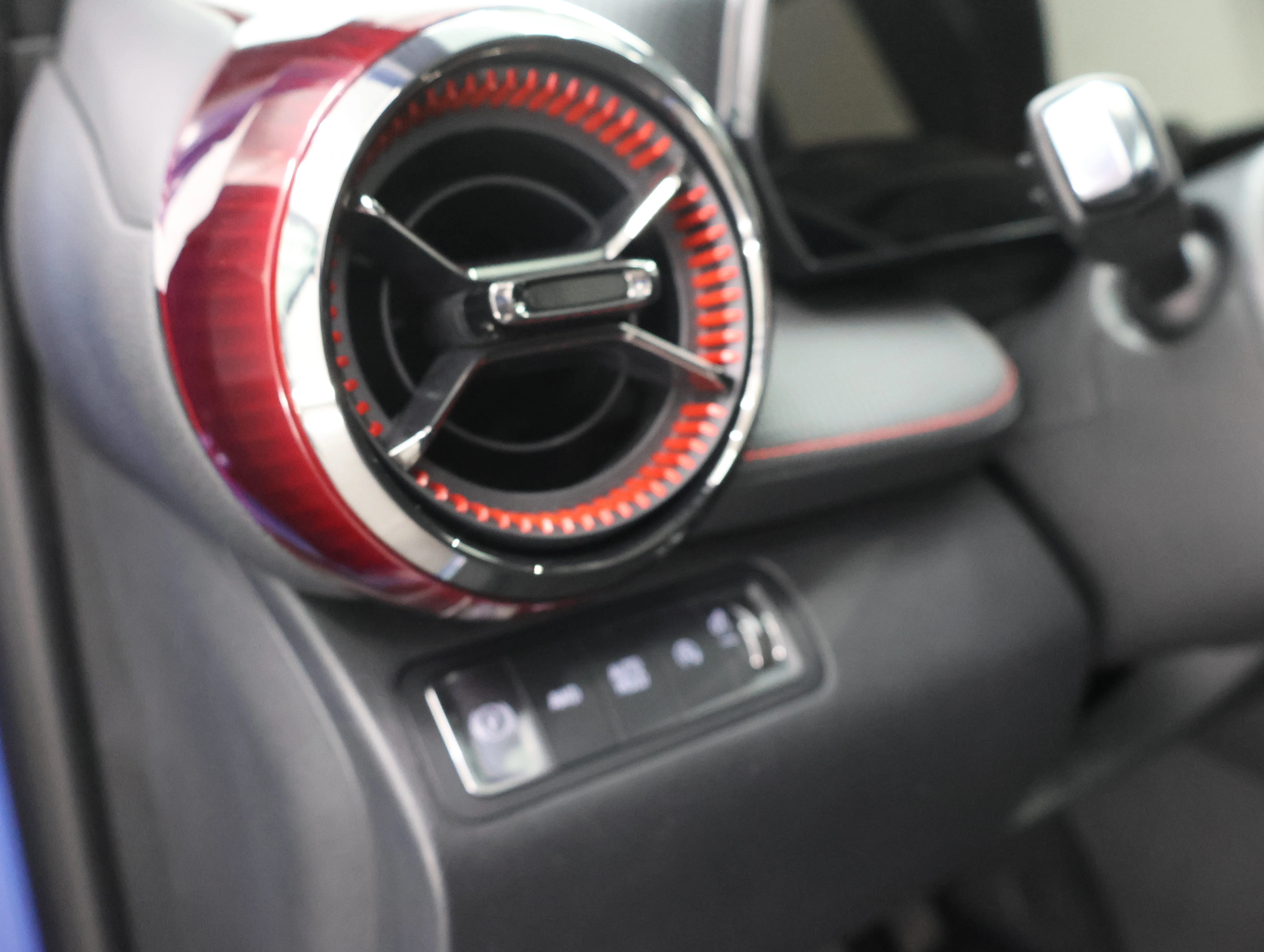 Used 2025 Reef Blue Metallic Chevrolet RS image 47