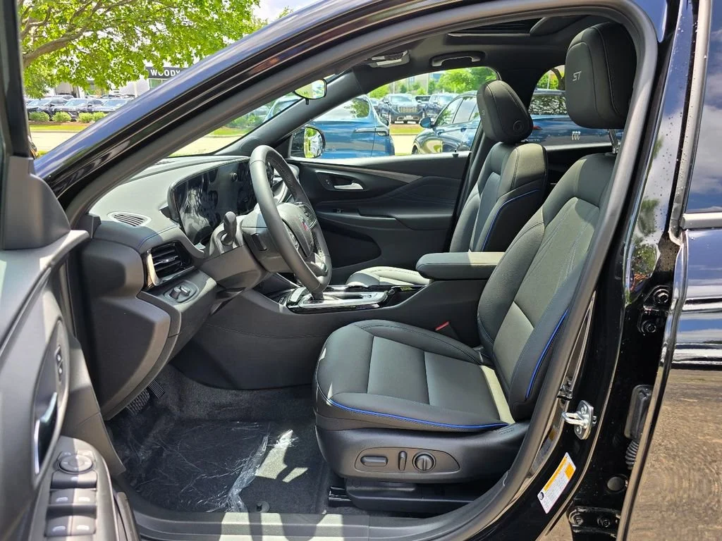 2026 Buick Envista Sport Touring - Photo 22