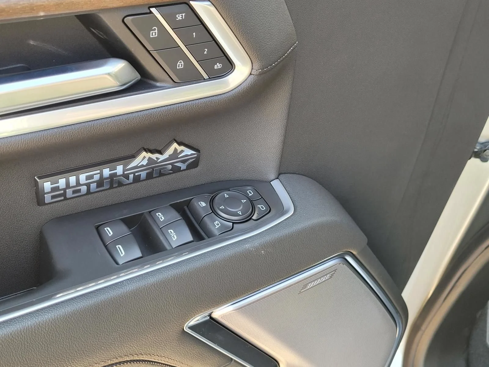 2026 Chevrolet Silverado 1500 High Country - Photo 14