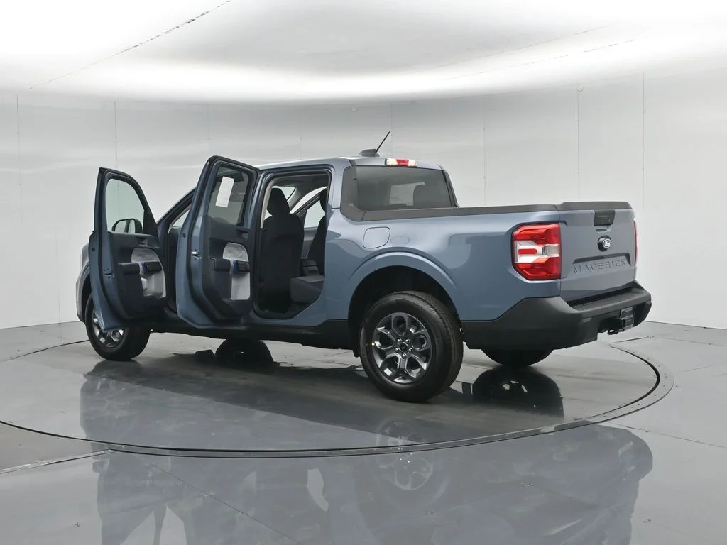 New 2026 Gray Ford XLT image 31