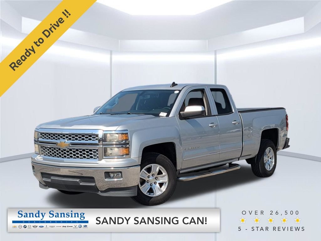 Used 2015 Silver Chevrolet LT image 1