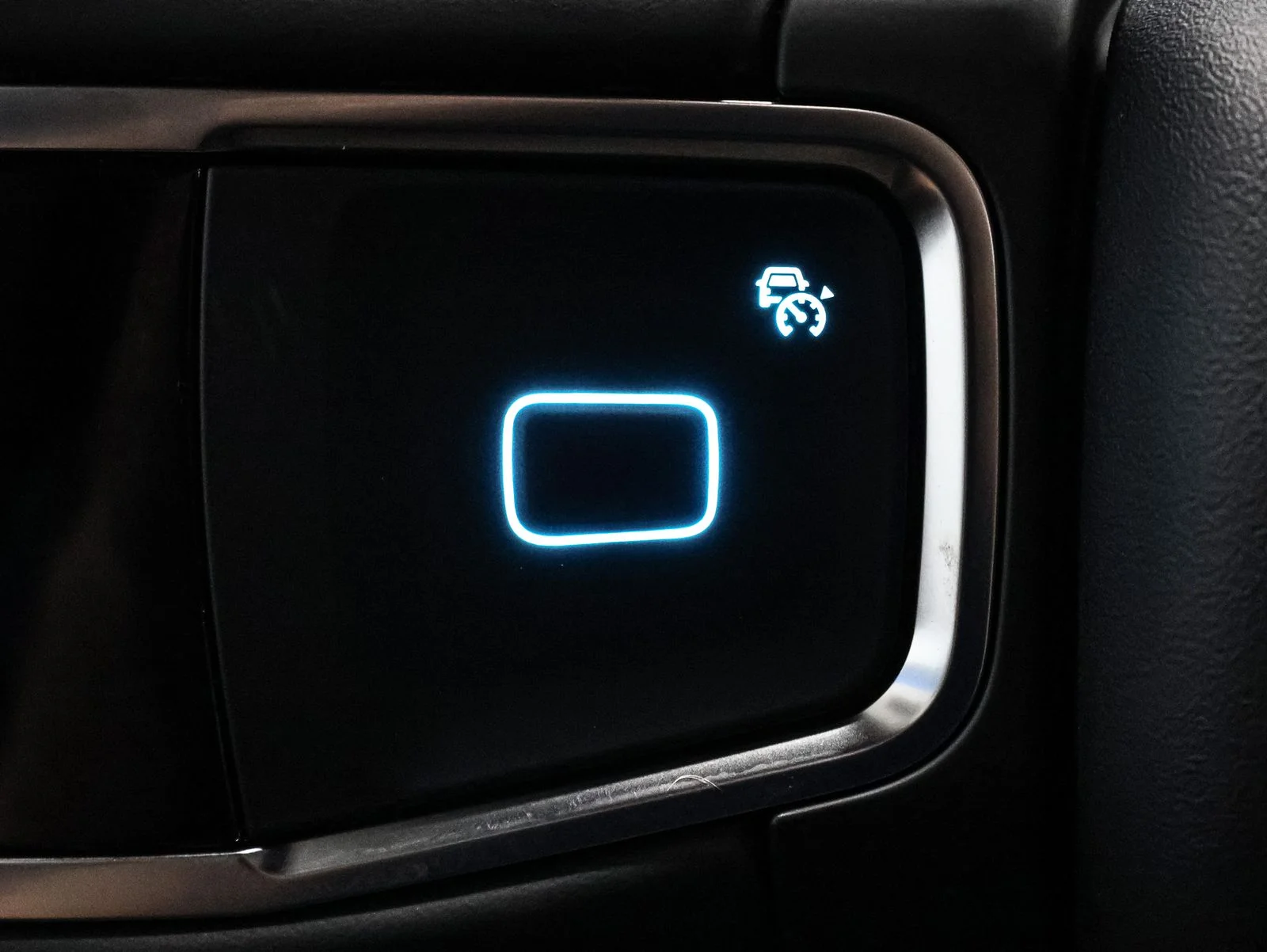 New 2026 Agate Black Metallic Ford Tremor® image 41