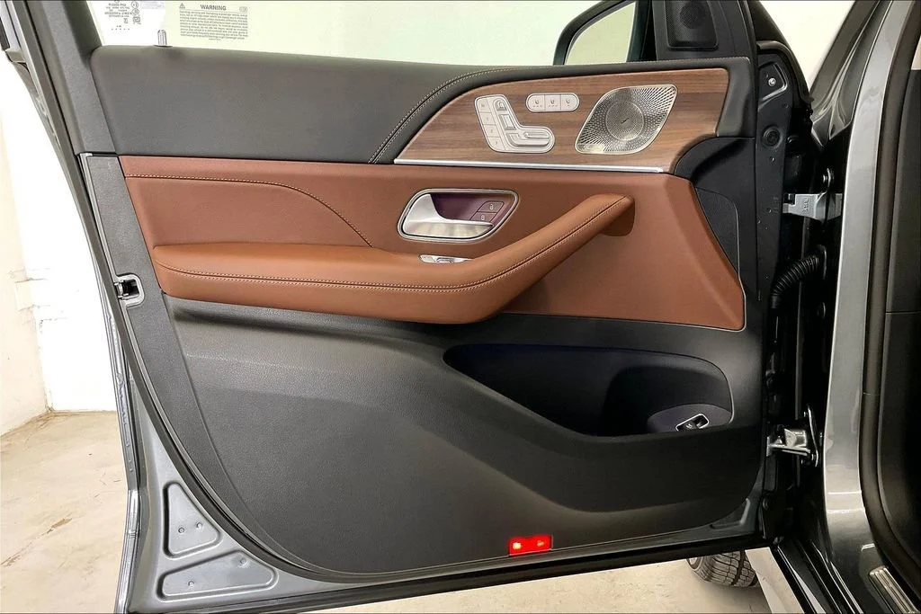 New 2026 Selenite Grey Metallic Mercedes-Benz GLE 450 image 22