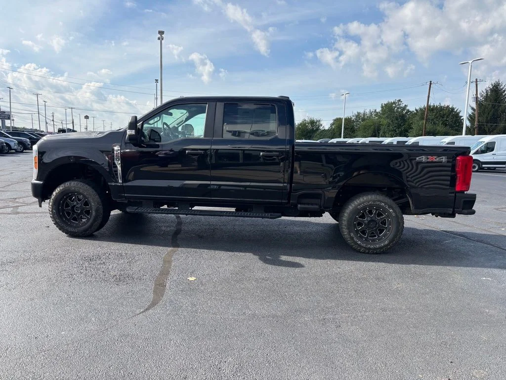 Used 2023 Black Ford XL image 4