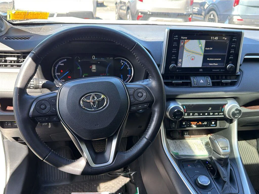 Used 2019 Blizzard Pearl Toyota Limited image 2