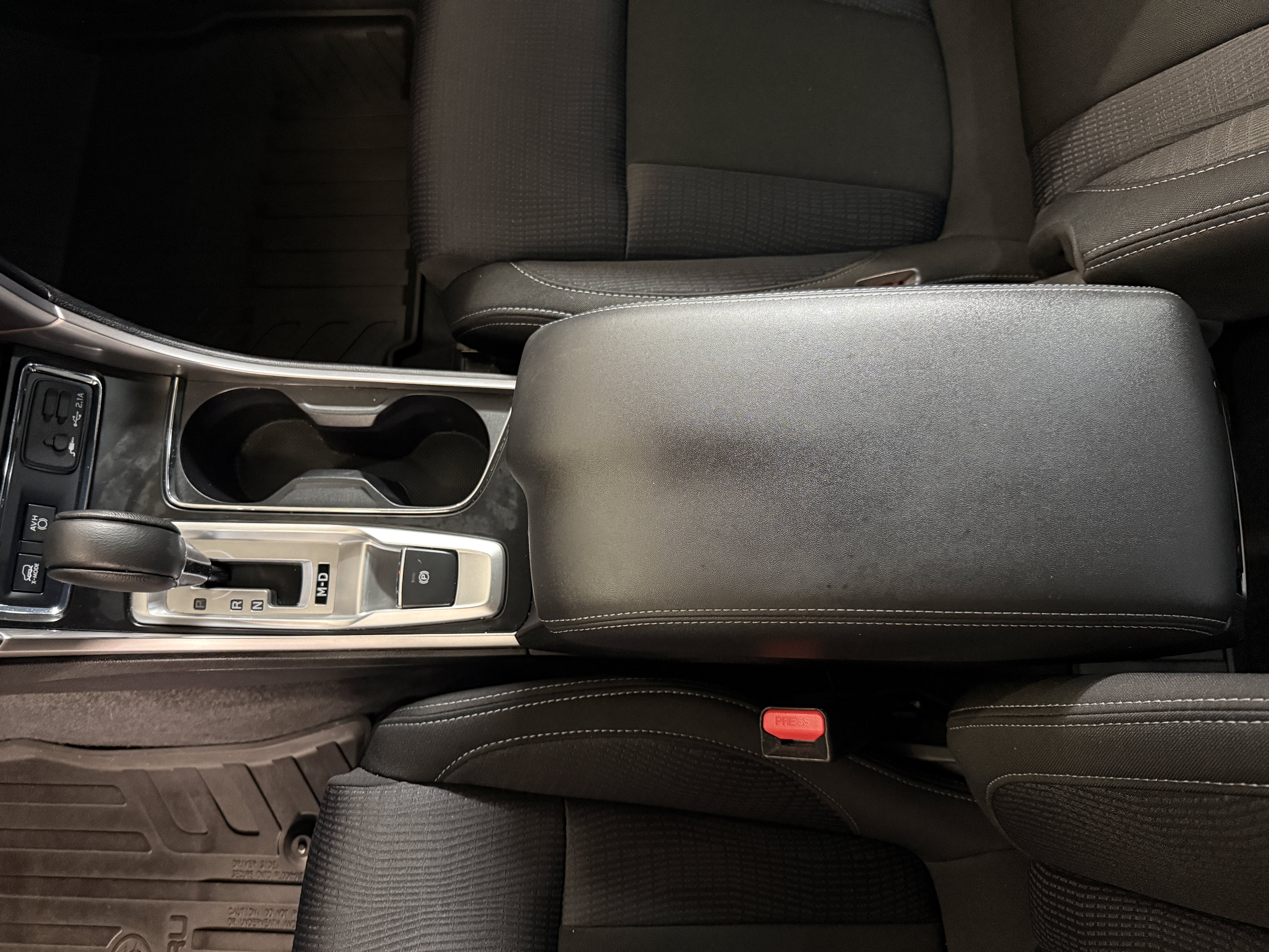 Used 2022 Magnetite Gray Metallic Subaru Premium image 17