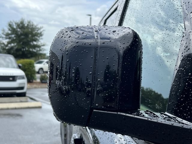 New 2026 Santorini Black Land Rover S image 14