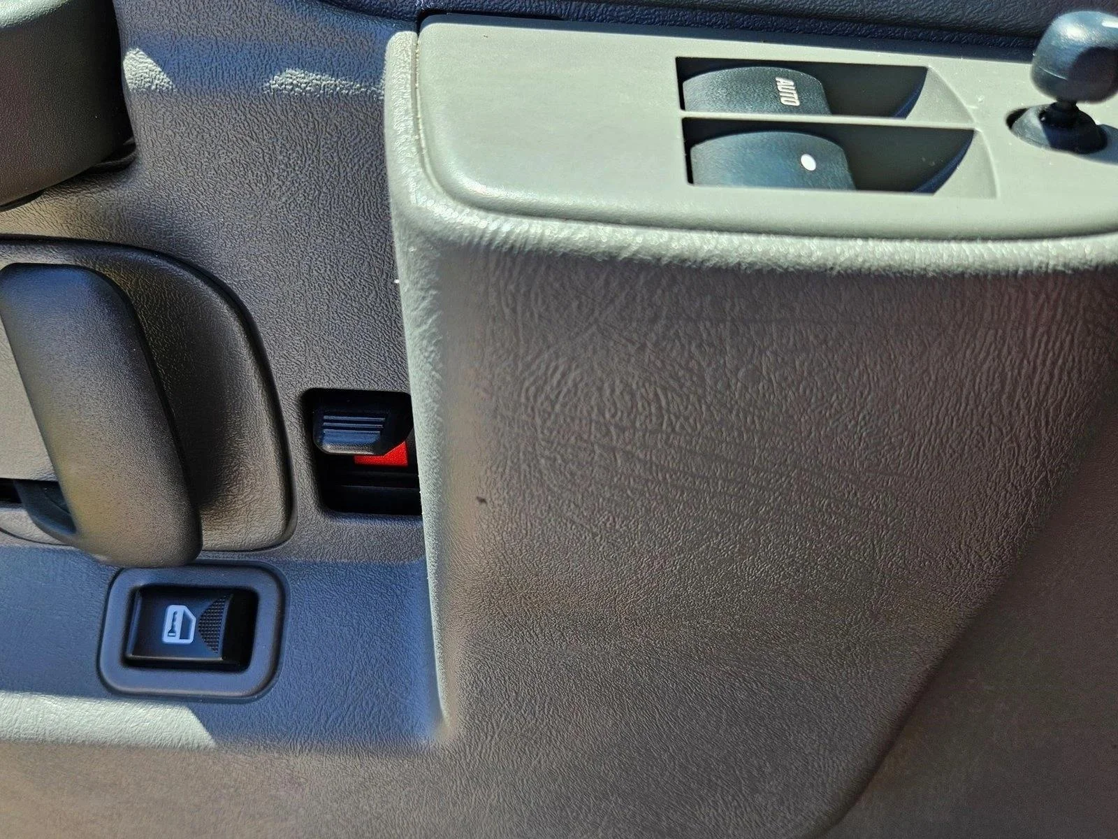 Used 2019 Summit White Chevrolet LT image 6