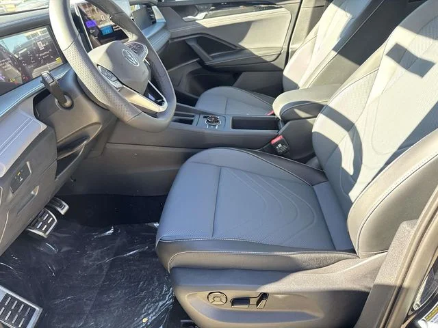 2026 Volkswagen Tiguan SE R-LINE BLACK - Photo 13