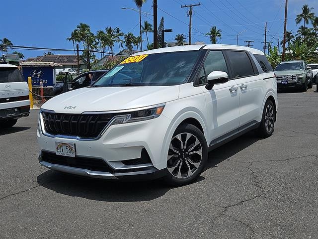 2022 Kia Sedona EX's photo