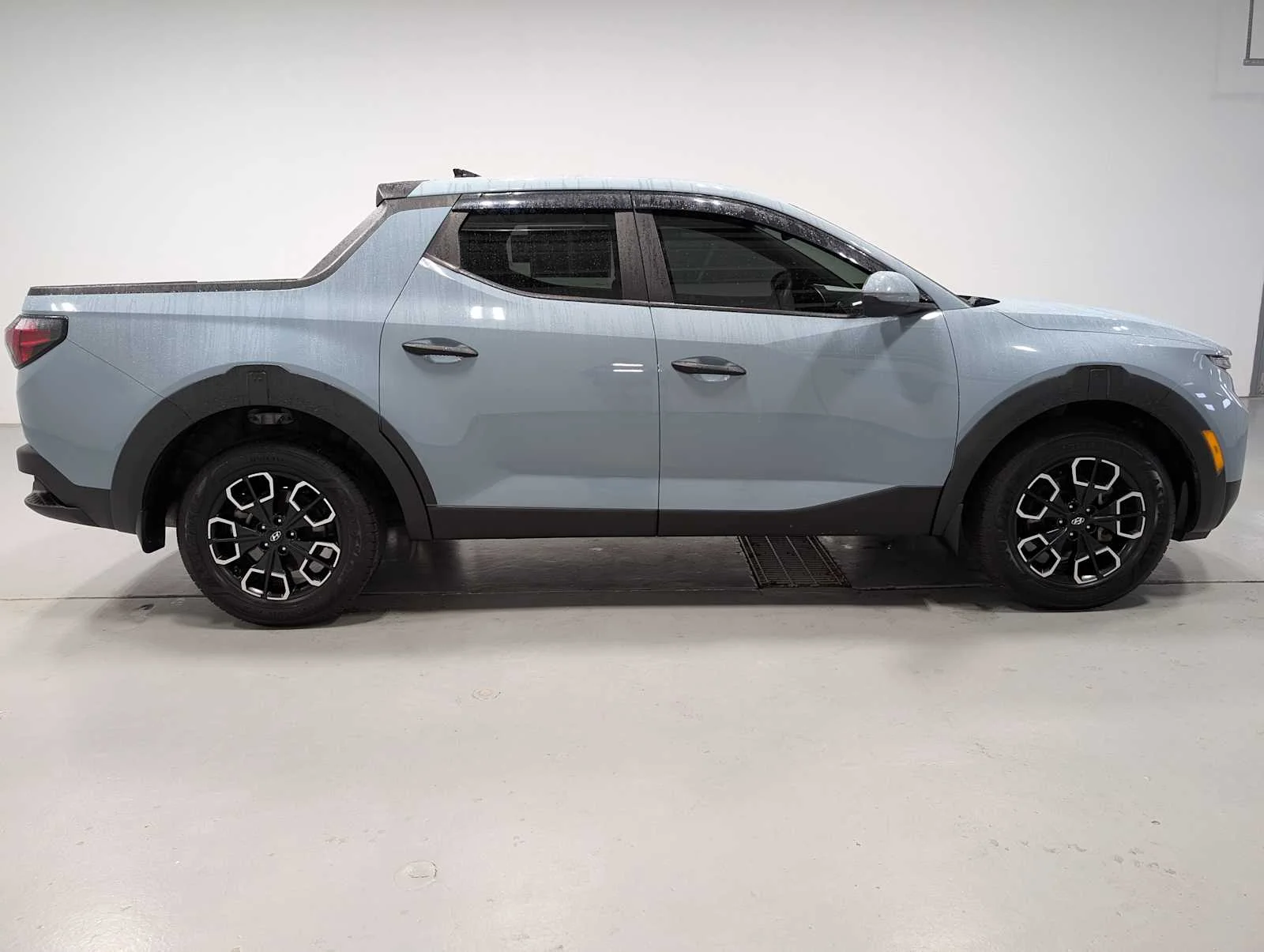 Used 2024 Blue Stone Hyundai SEL image 7