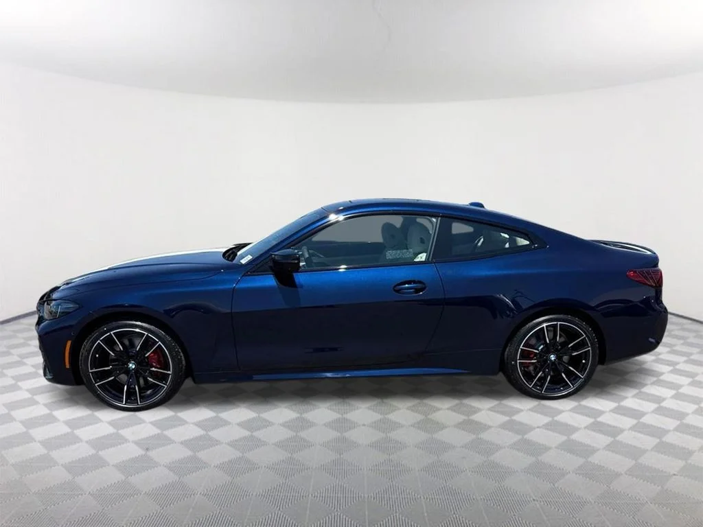 2026 BMW 4 Series M440i - Photo 8