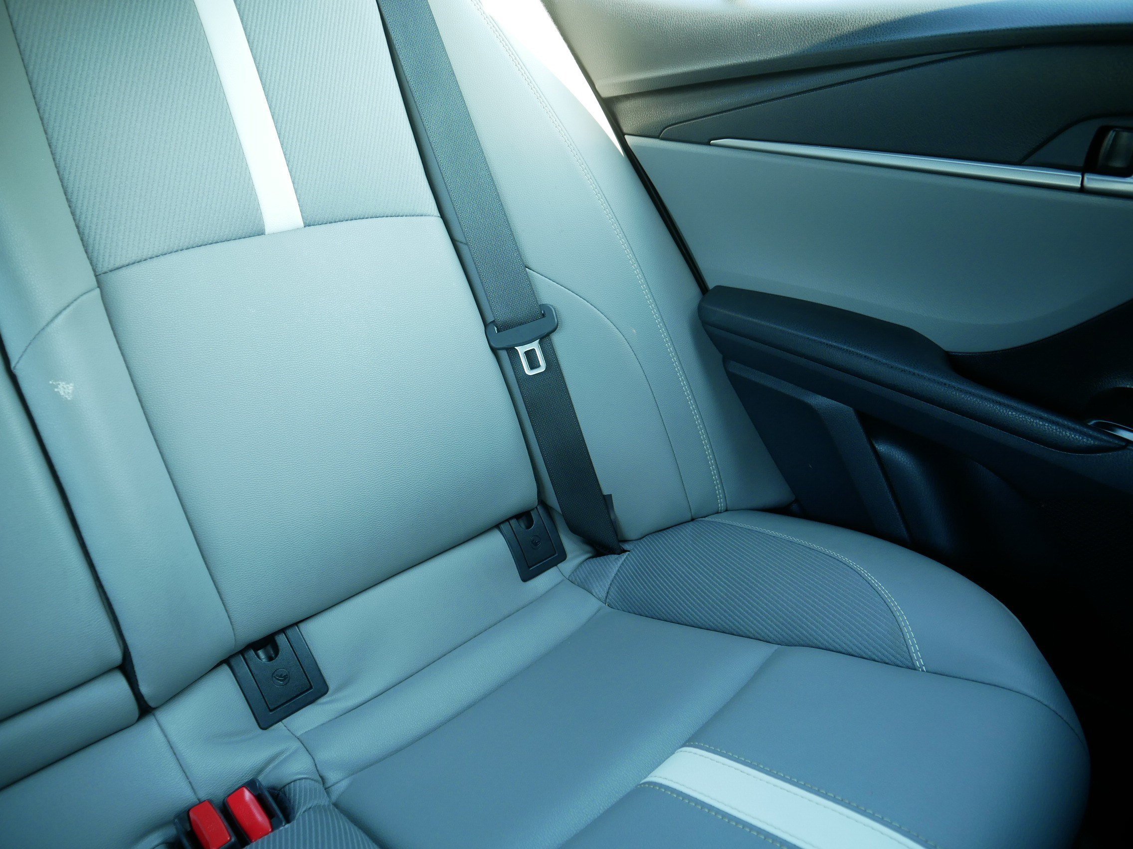 Used 2025 Underground Toyota SE image 14