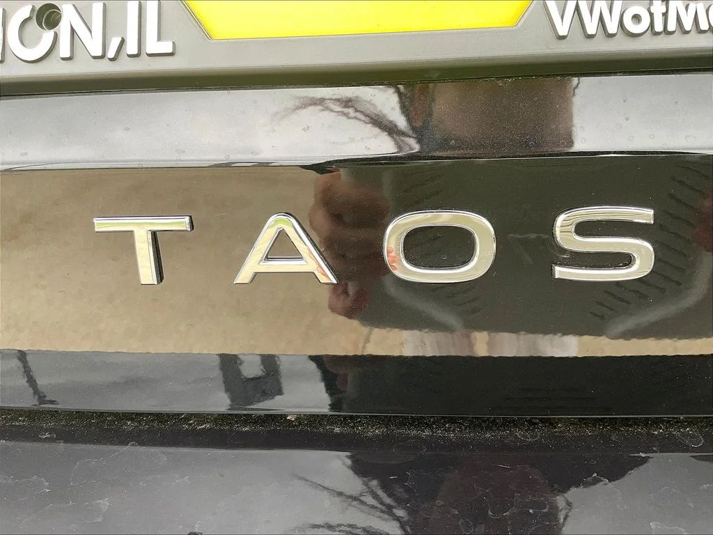 New 2026 Black Volkswagen 1.5T SE image 22