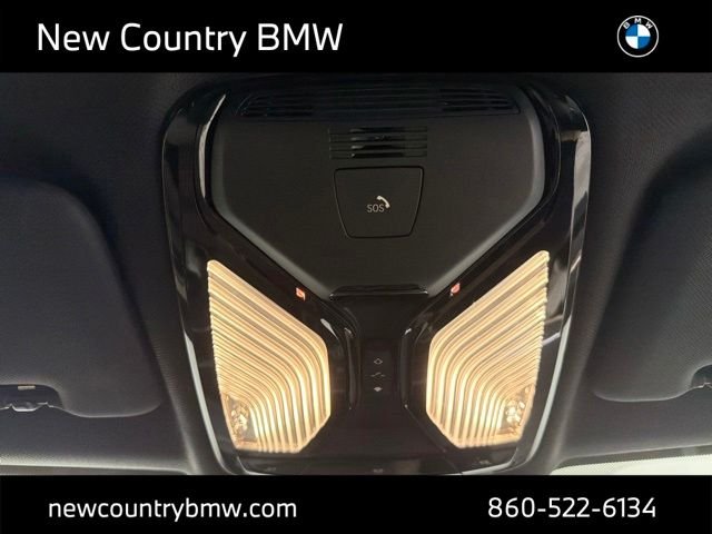 Used 2021 Arctic Grey Metallic BMW xDrive40i image 26