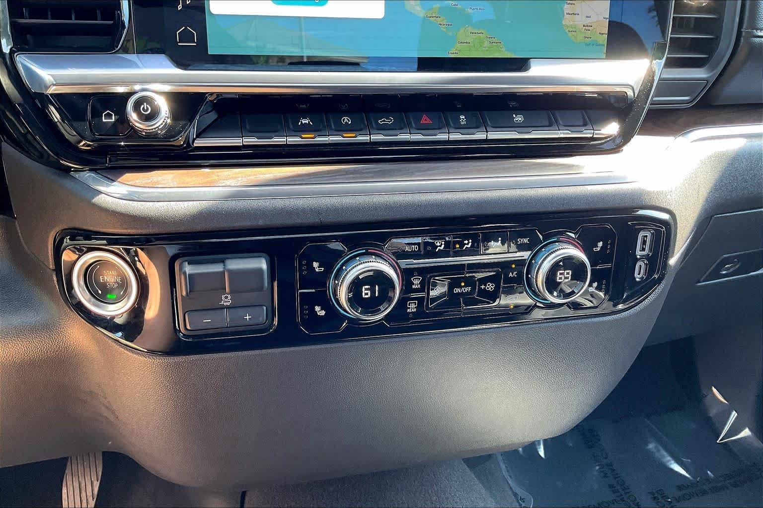 2025 GMC Sierra 1500 SLT - Photo 31