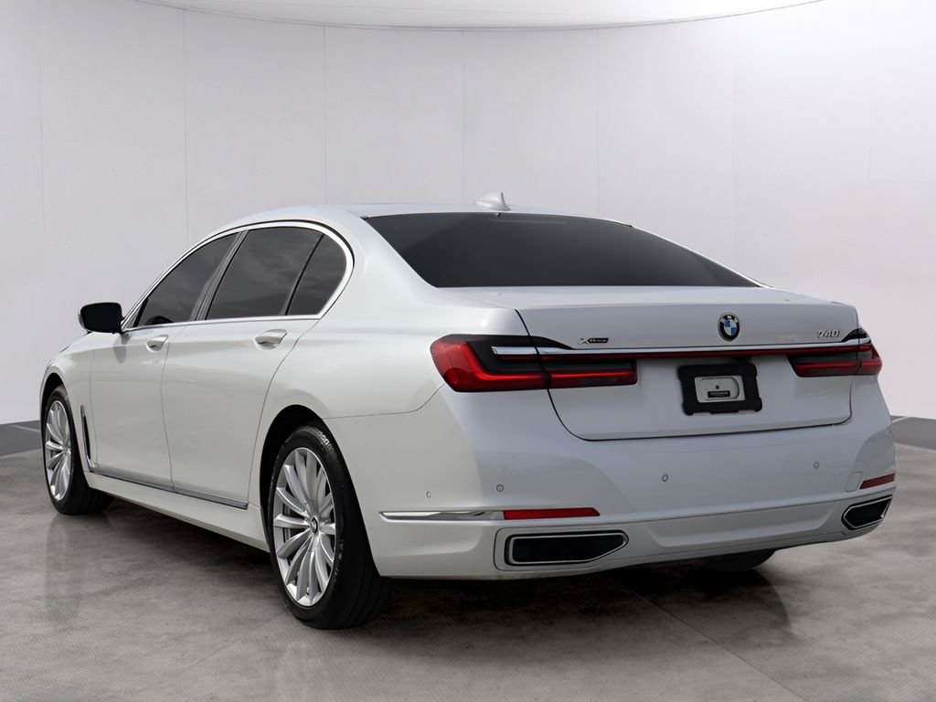 Used 2021 Mineral White Metallic BMW 740i xDrive image 5