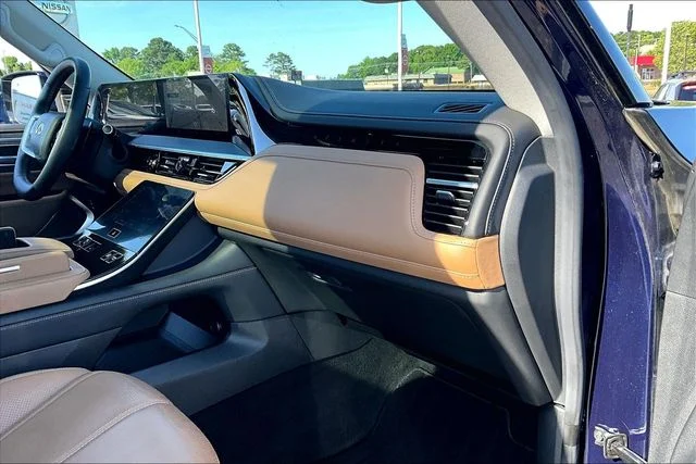 Used 2025 Blue INFINITI SENSORY image 23