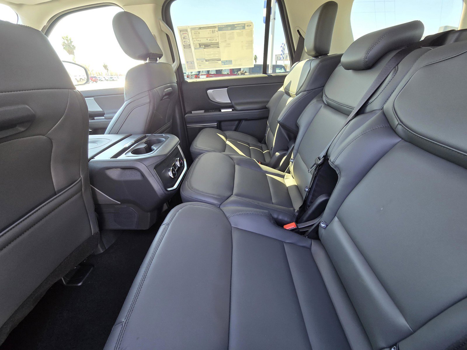 New 2026 Star White Metallic Tri-Coat Ford Active image 8