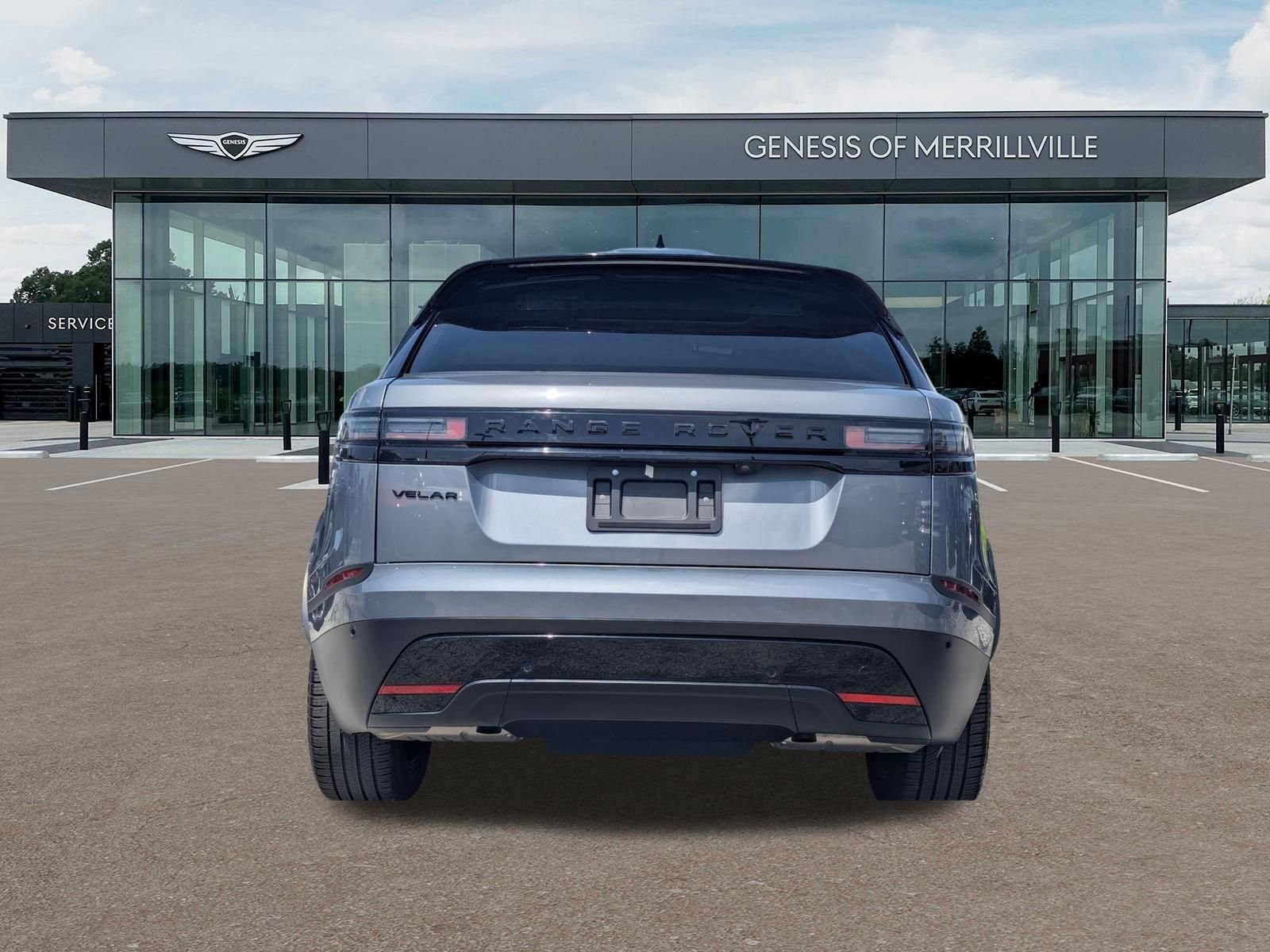 Used 2025  Land Rover S image 7