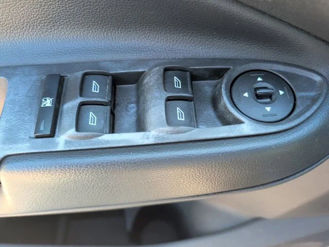 Used 2019 Blue Ford S image 14