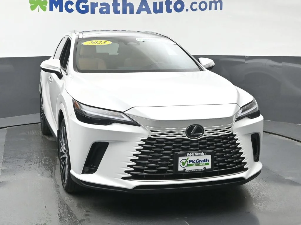Used 2025 White Lexus 350 Premium Plus image 5