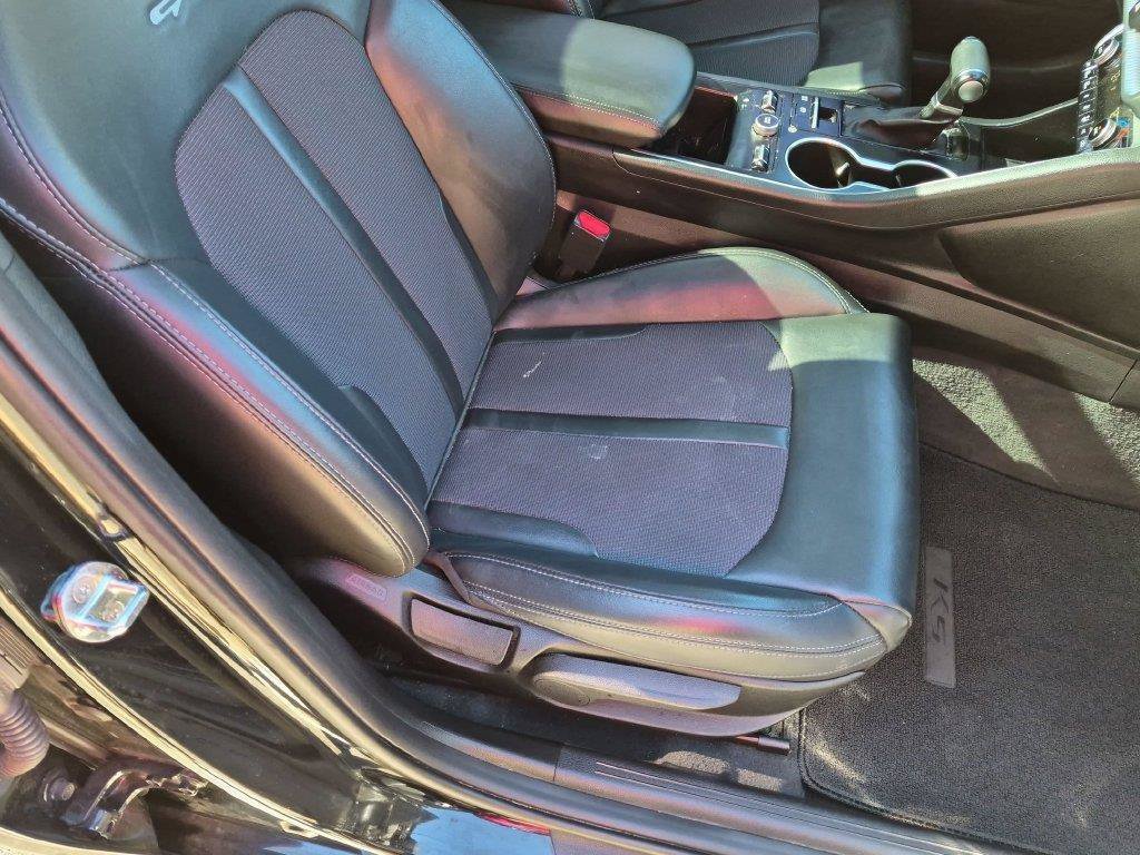 Used 2022 Black Kia GT-Line image 25