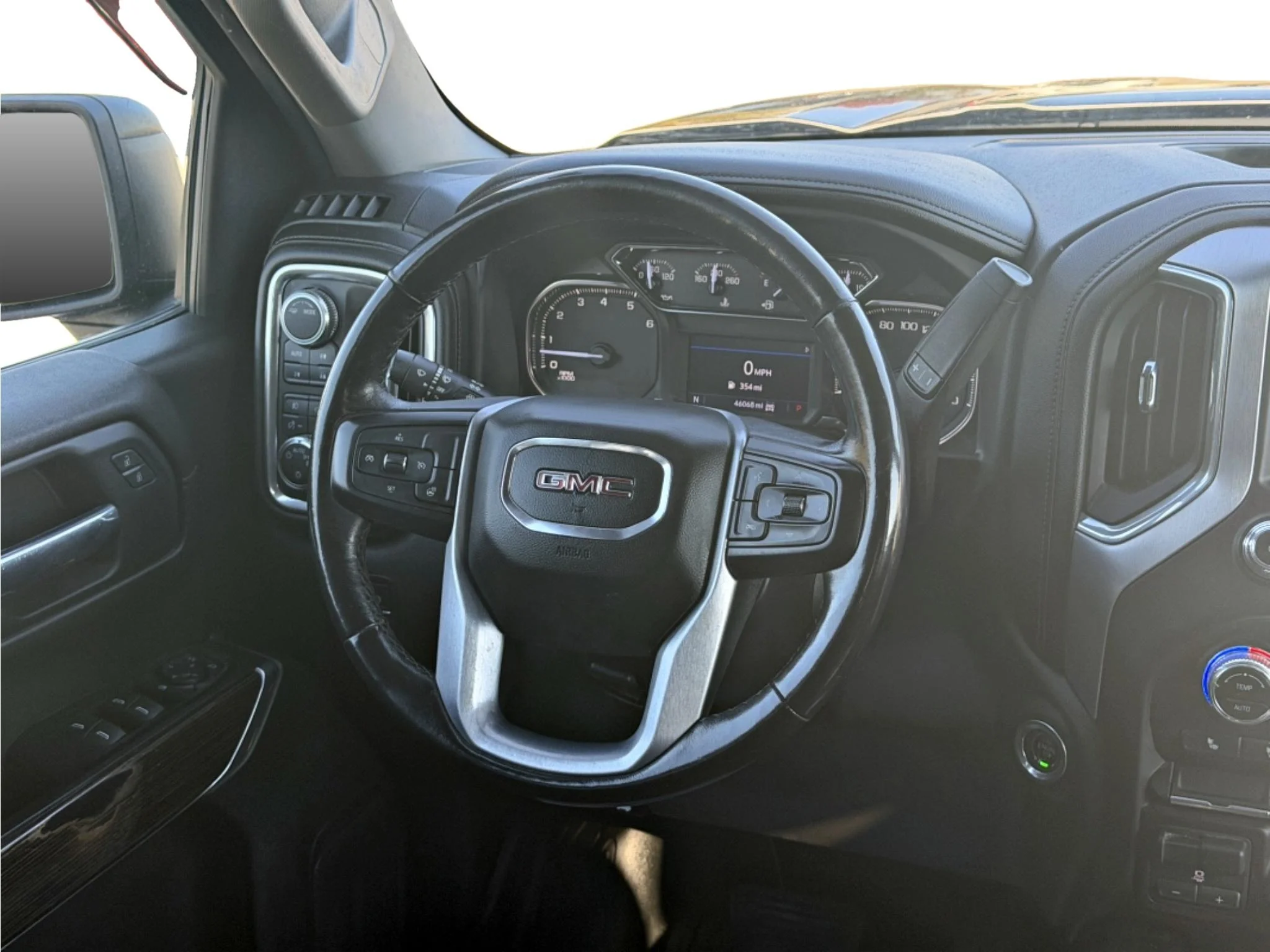 Used 2022 Pacific Blue Metallic GMC Elevation image 5
